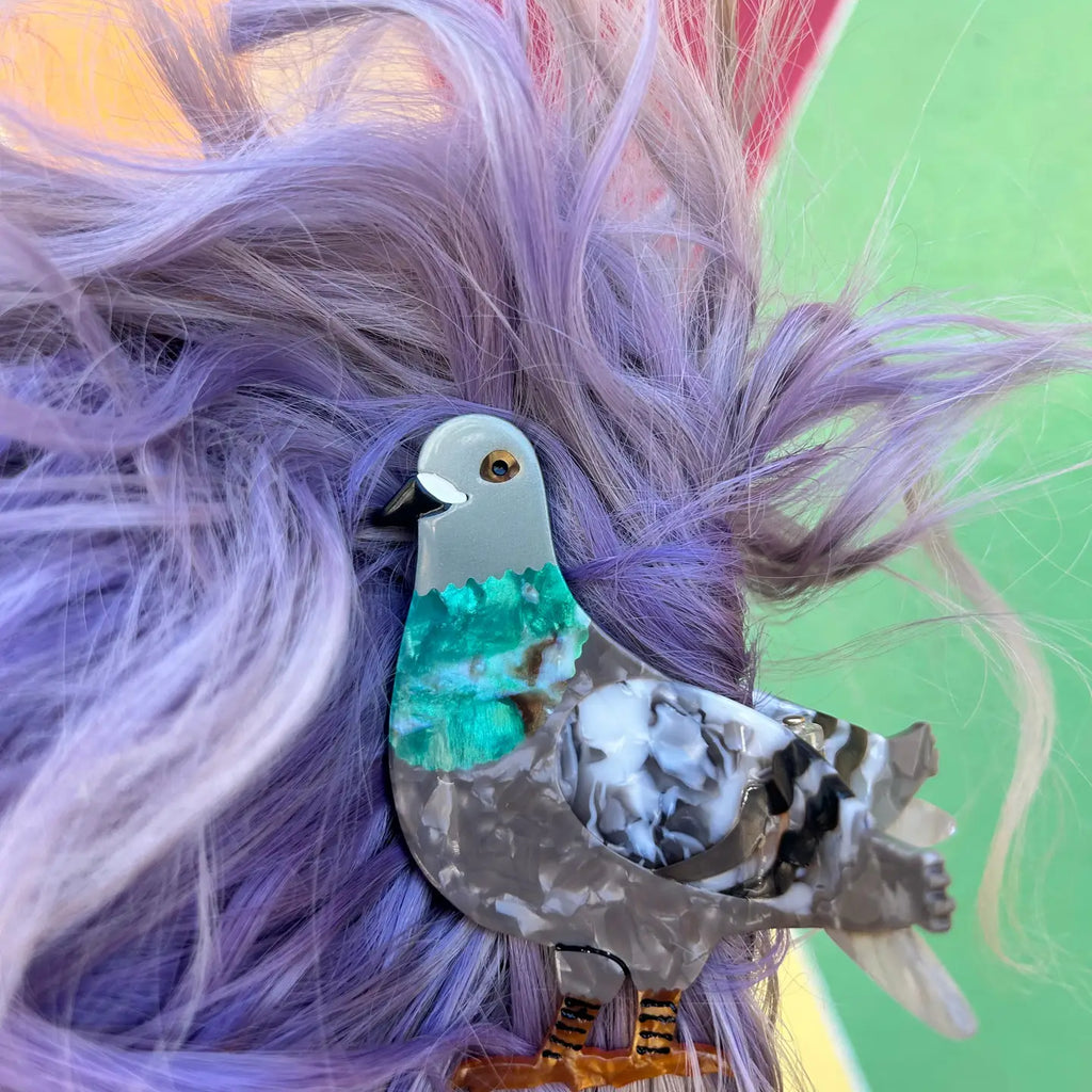 pigeon hair claw