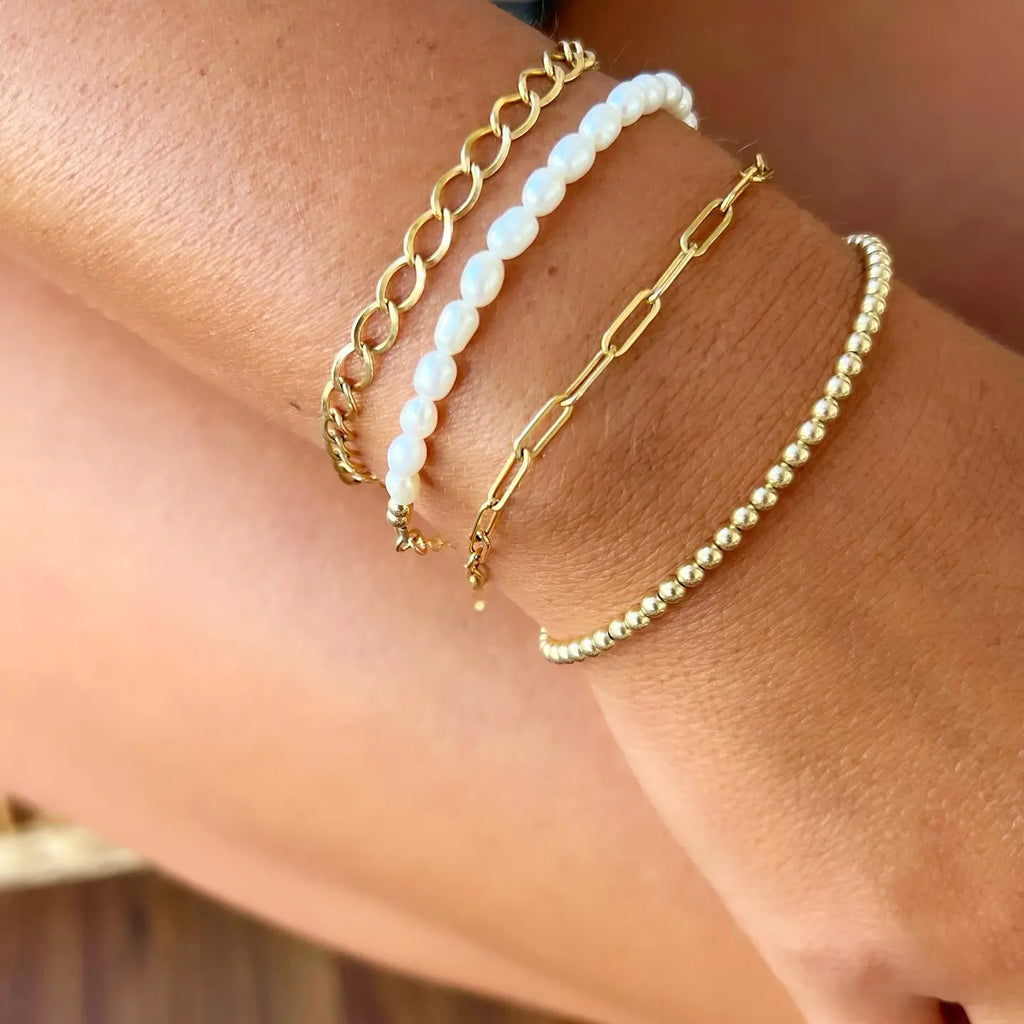 gold paperclip bracelet