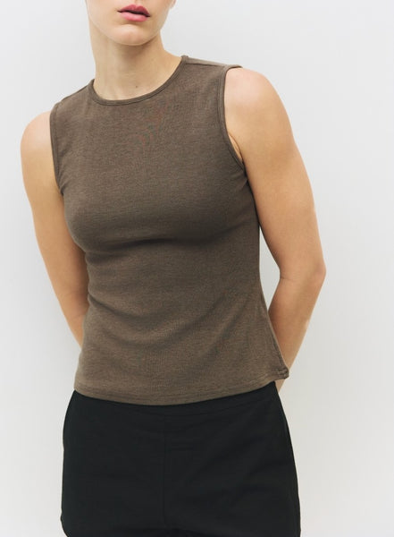 hailey tank in coco