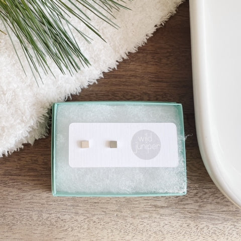 tiny silver square stud earrings