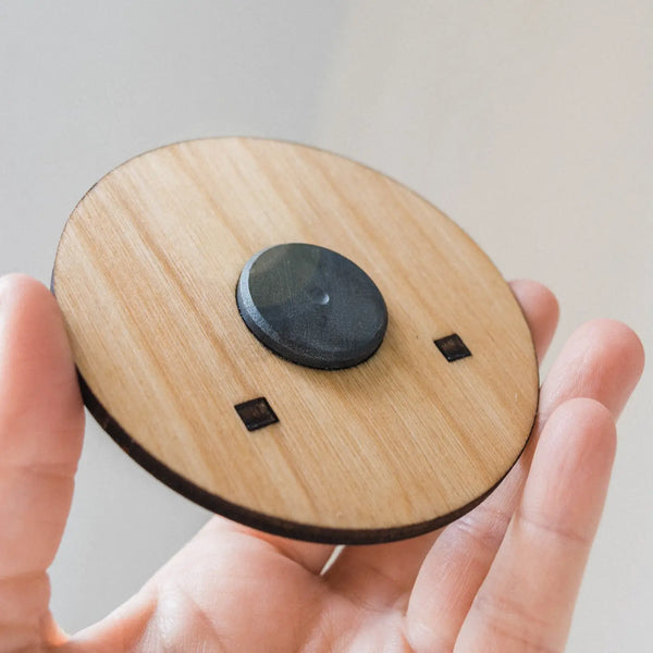 hand made wood flower magnet