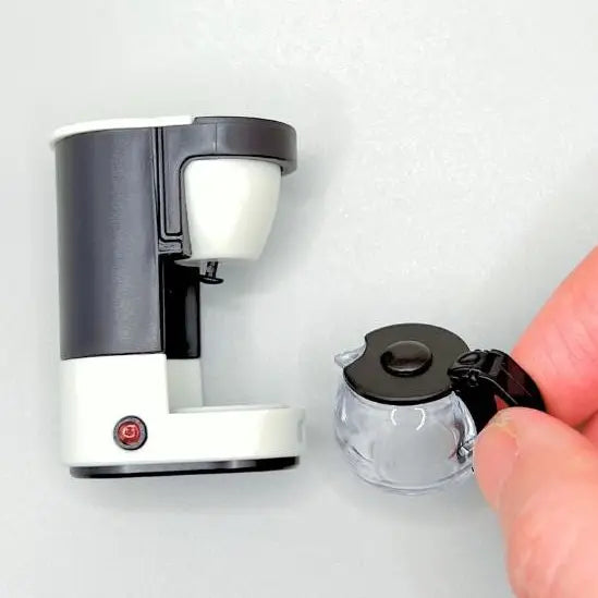 teeny coffee lover magnet
