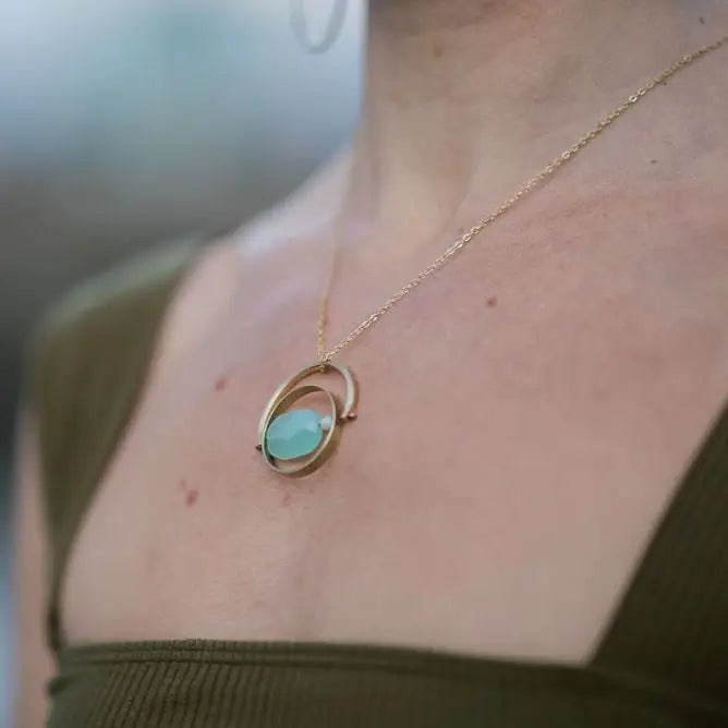 chalcedony gold necklace