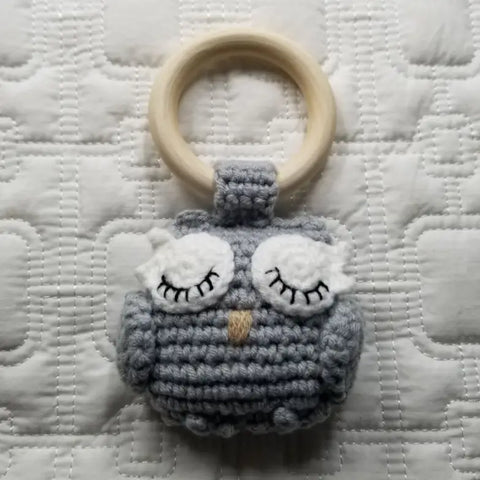sleepy owl rattle