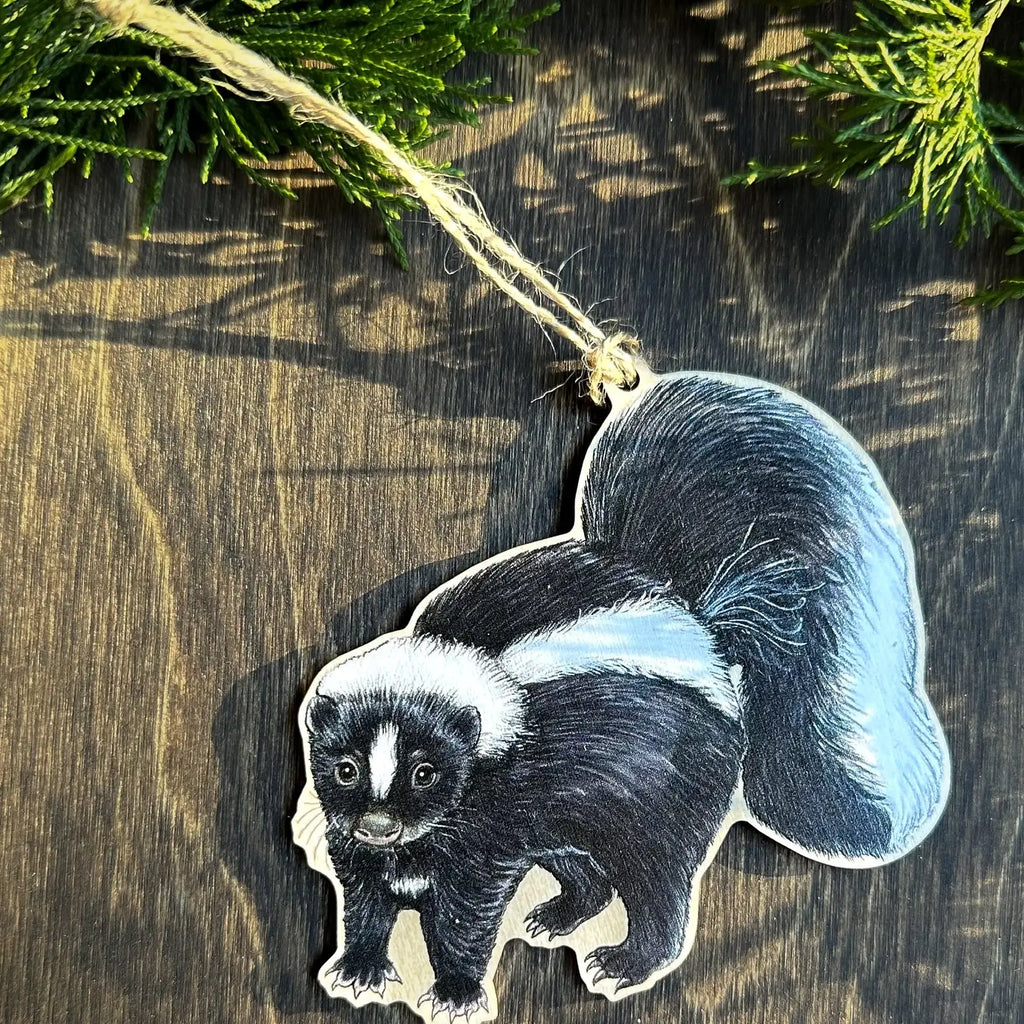 um hi little skunk