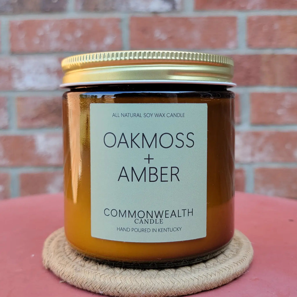 oakmoss and amber soy candle