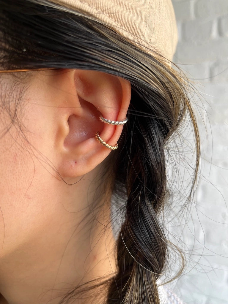 gold 2mm roped ear cuff